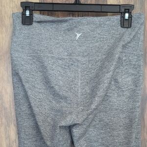 Old Navy Active Heather Gray Leggings L                                     R128